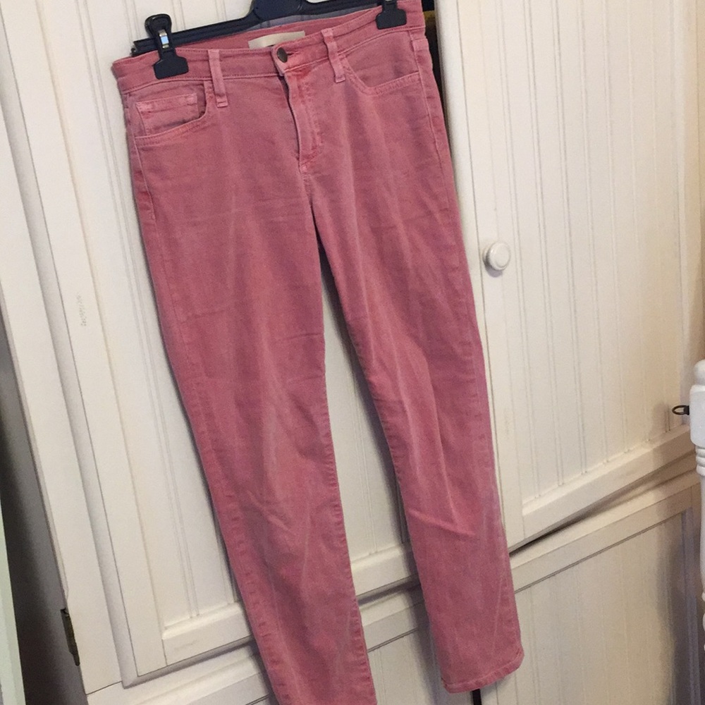 Coral/salmon faded/slight distressed jeans